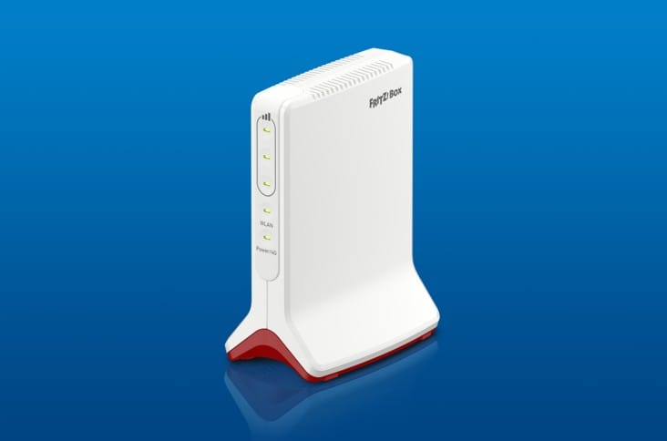 FRITZ!Box 6825 4G: il router LTE compatto per casa e mobilità